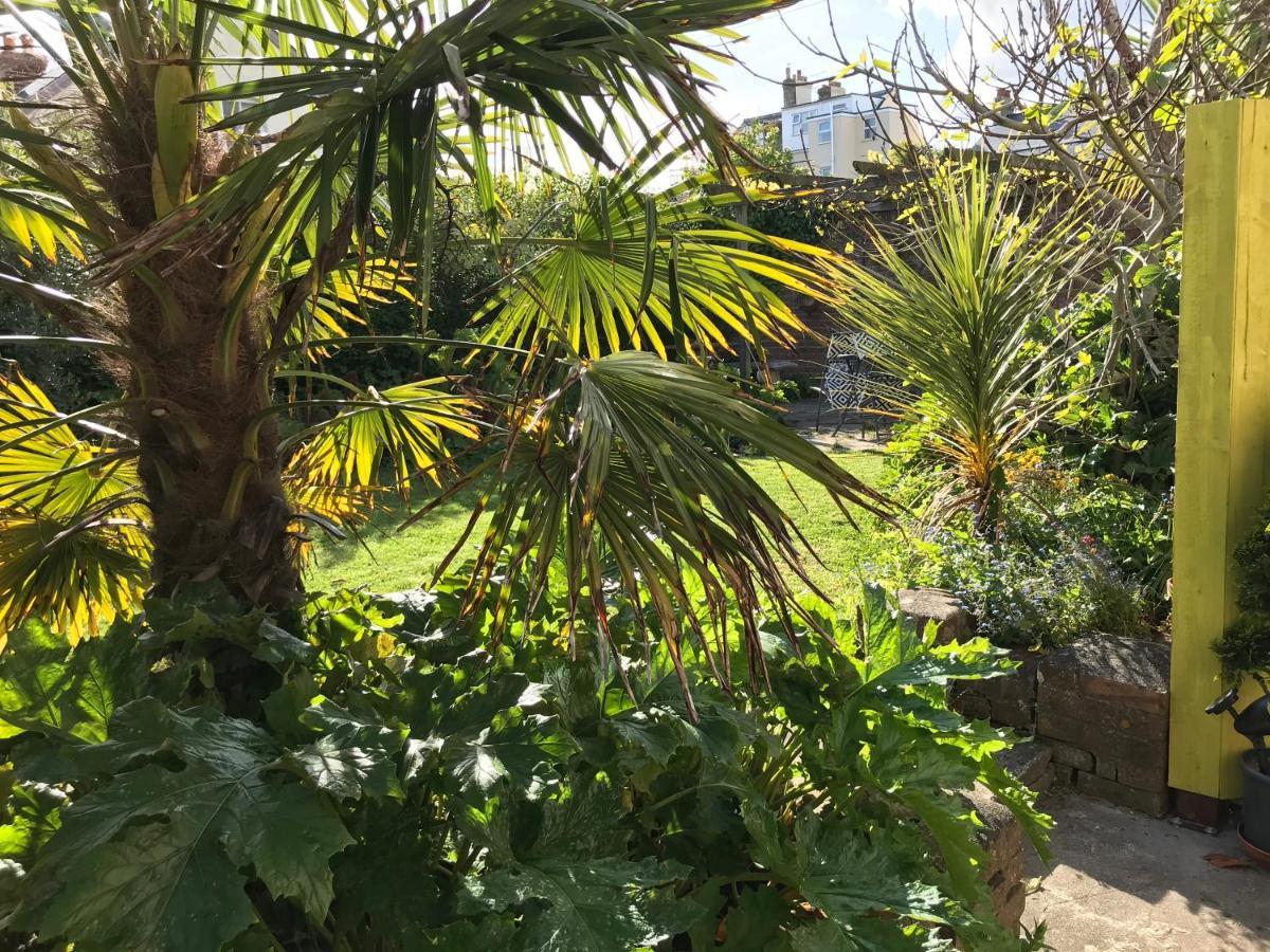 Pretty Victorian Garden Flat Apartment Radipole ภายนอก รูปภาพ